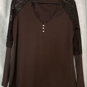 Elegant Black Lace Sleeve Women's Top